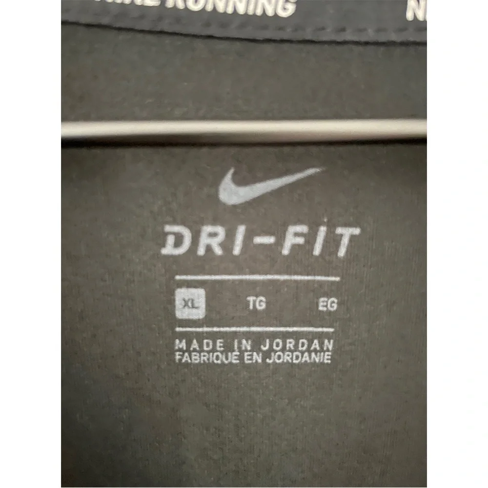 Nike Element Half Zip Pullover